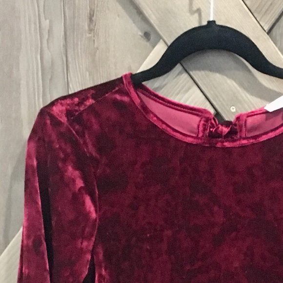 XS Crushed Velvet Rich Merlot Top - Picture 4 of 6